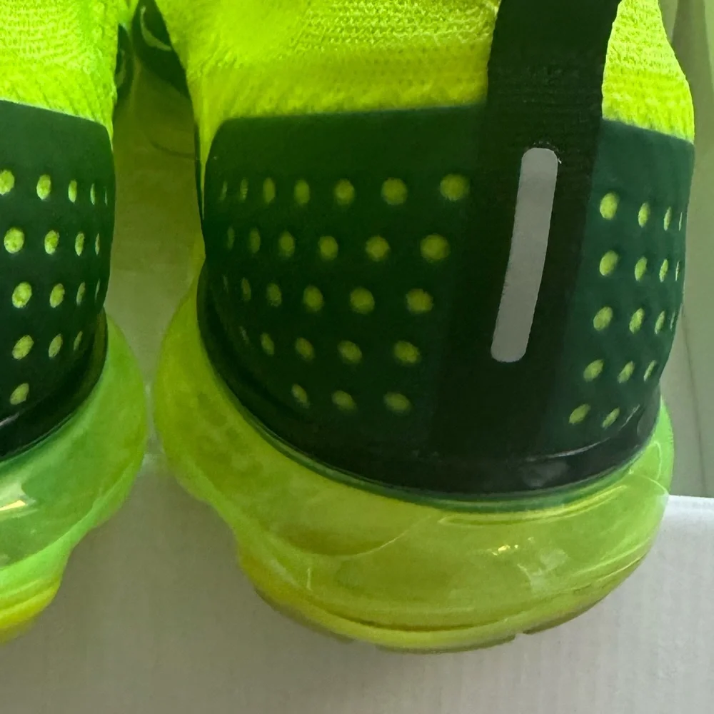 Rare Nike Air Vapor Max Flyknit 2 Volt Aka “Highlighters”🔥🔥🔥🔥🔥🔥 - Picture 12 of 15